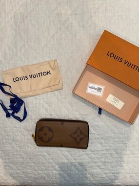 Louis Vuitton  Reverse Monogram Zippy Wallet with Dark Brown Accents